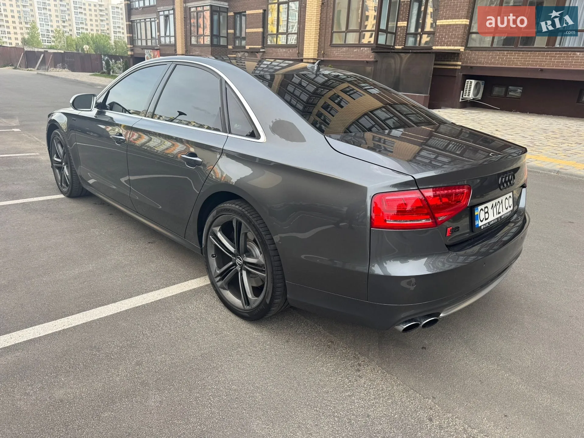 2012 Audi S8 - мініатюра 12