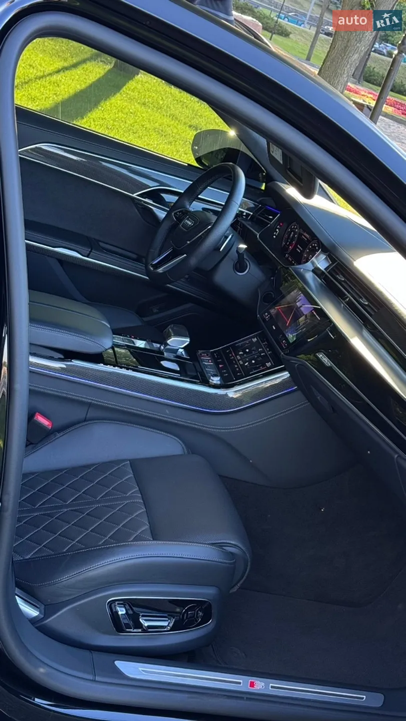 2022 Audi S8 - мініатюра 13