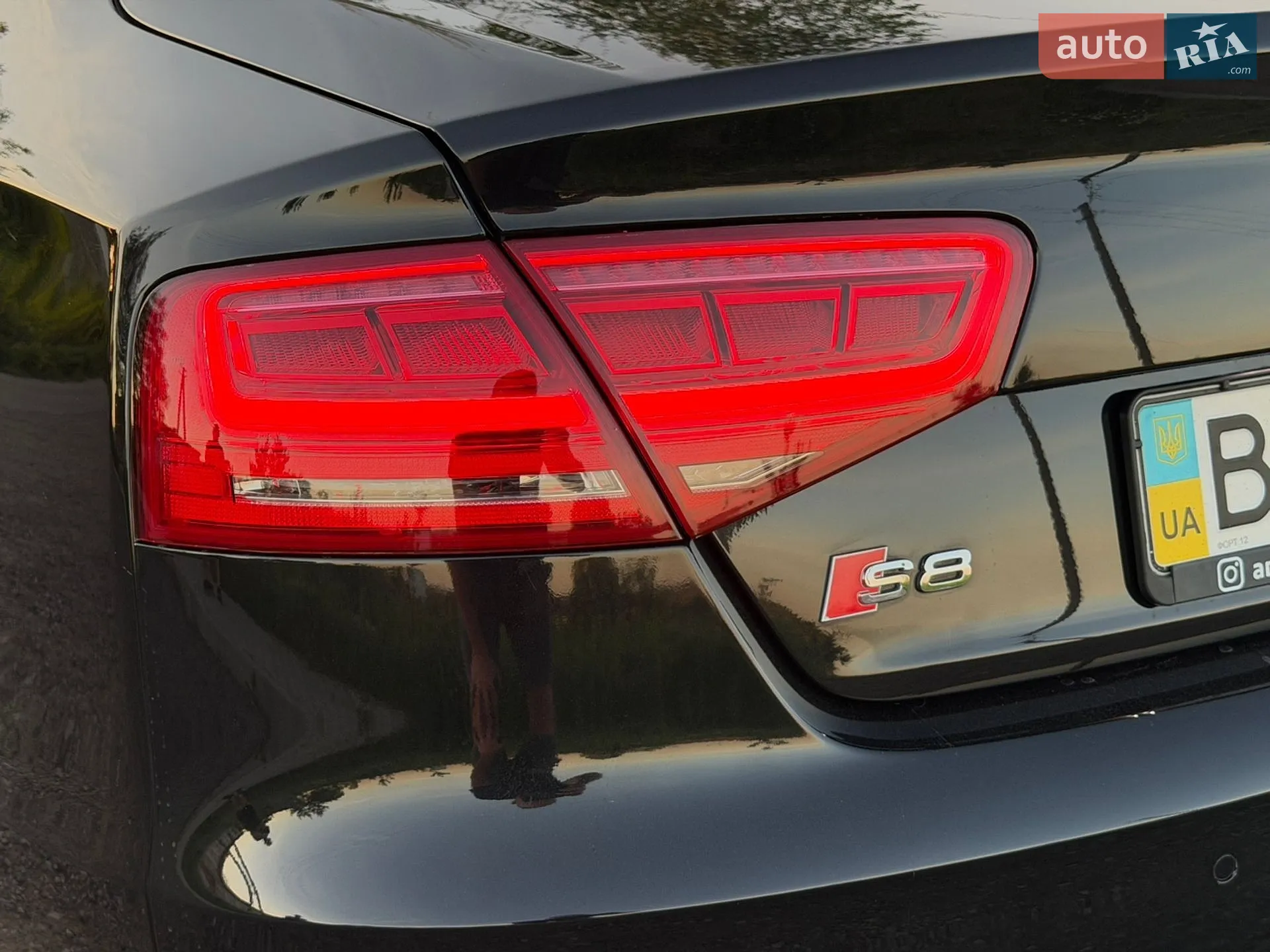2013 Audi S8 - мініатюра 29