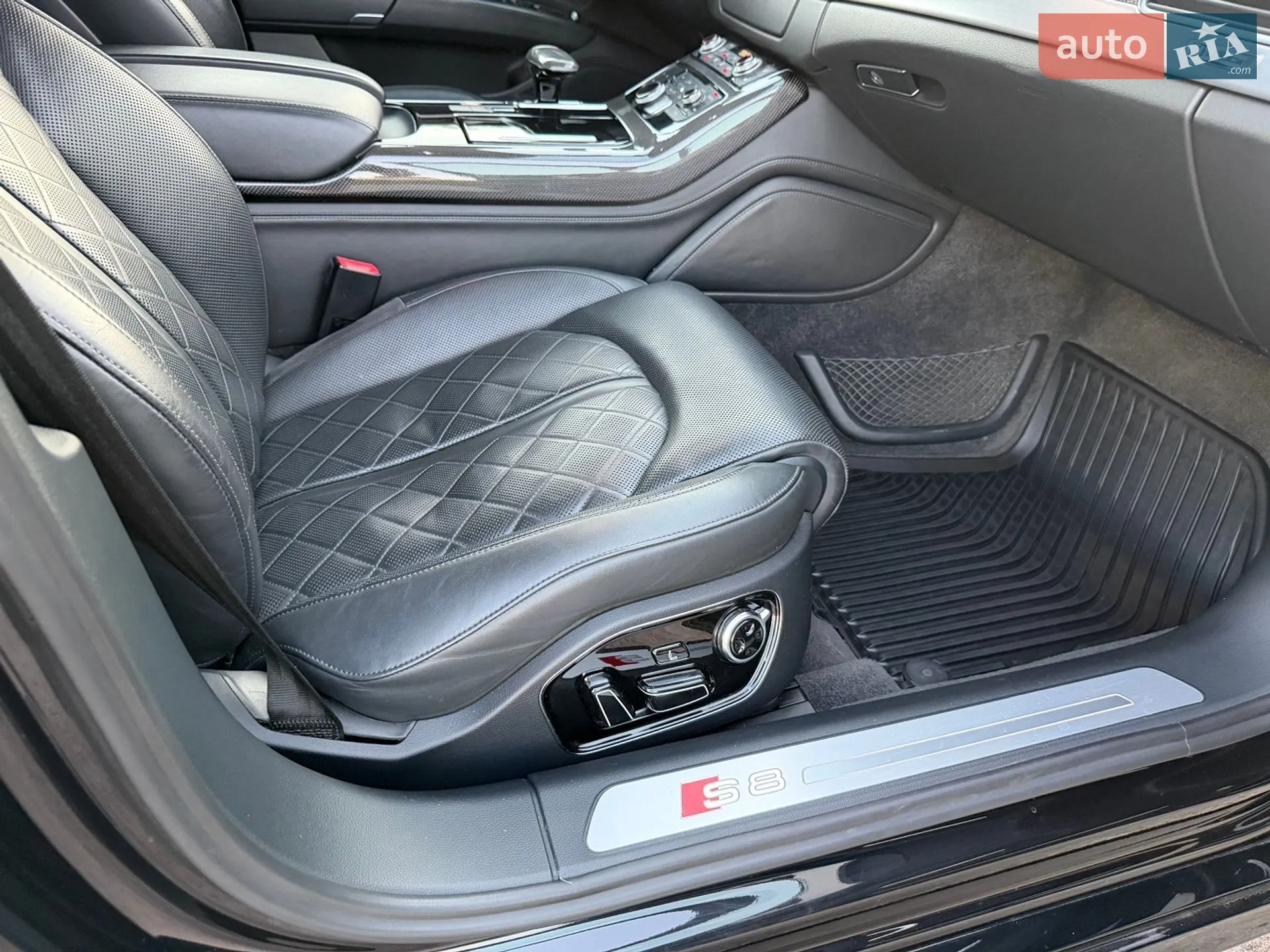 2013 Audi S8 - мініатюра 48
