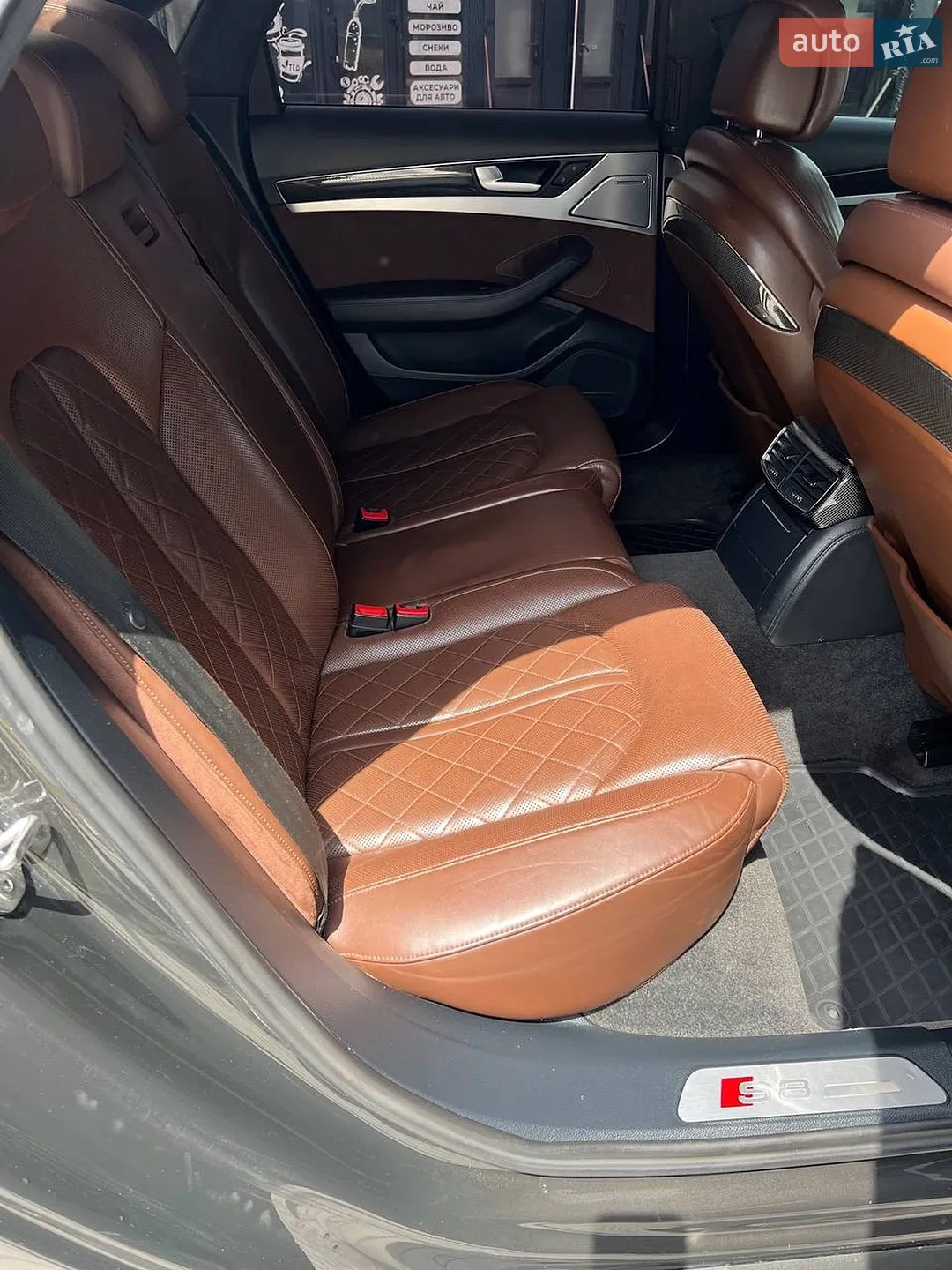 2013 Audi S8 - мініатюра 21