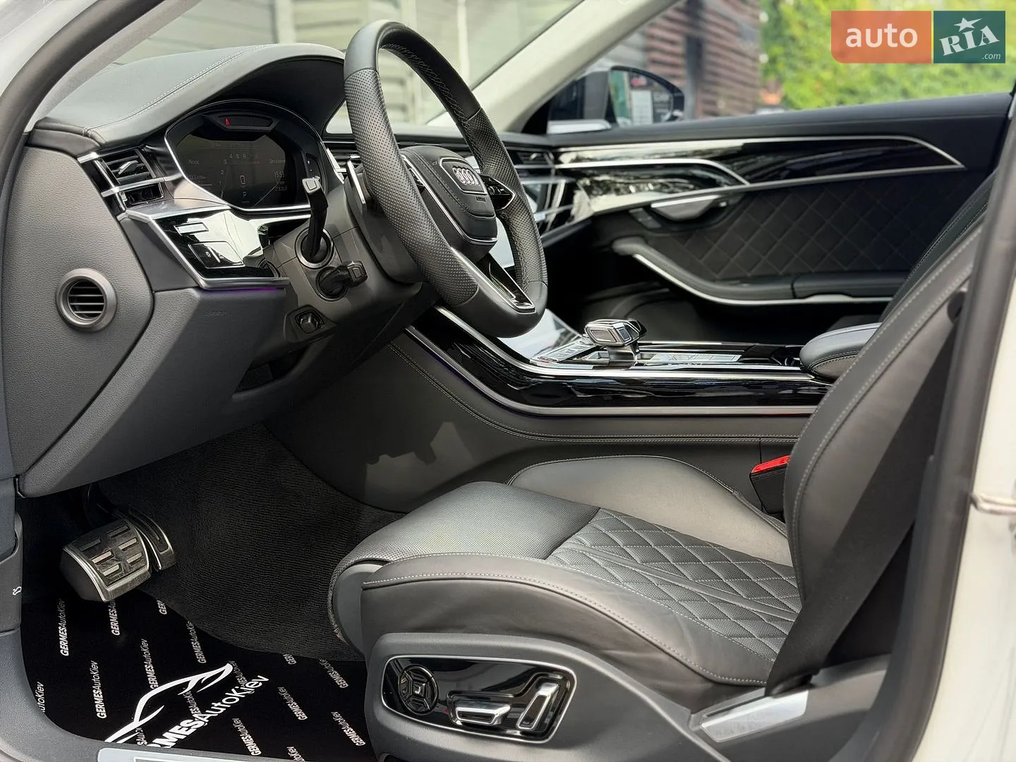 2023 Audi S8 - мініатюра 19