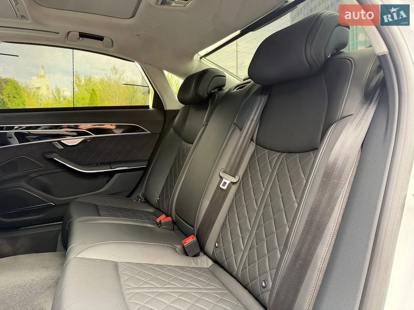 2023 Audi S8 - мініатюра 36
