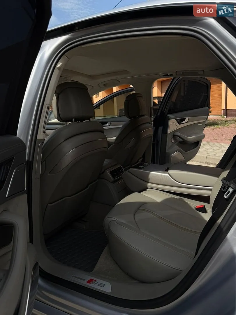 2015 Audi S8 - мініатюра 16