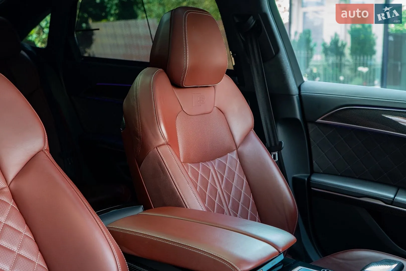 2023 Audi S8 - мініатюра 58