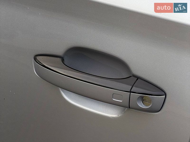 Седан Audi S8 2015 в Києві