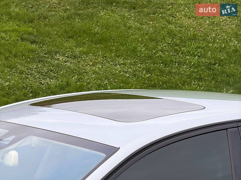 Седан Audi S8 2015 в Києві