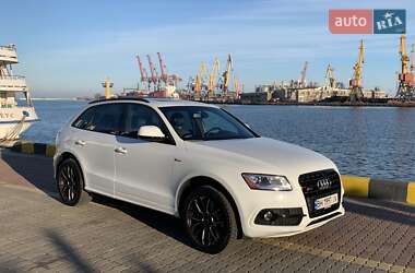 Внедорожник / Кроссовер Audi SQ5 2015 в 