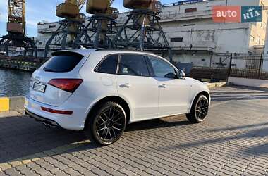 Внедорожник / Кроссовер Audi SQ5 2015 в 