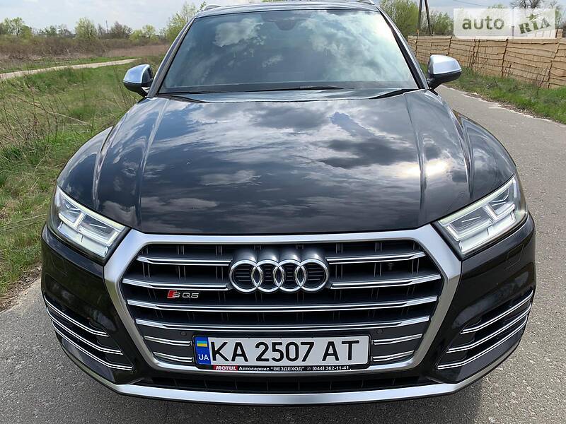 Позашляховик / Кросовер Audi SQ5 2017 в Києві
