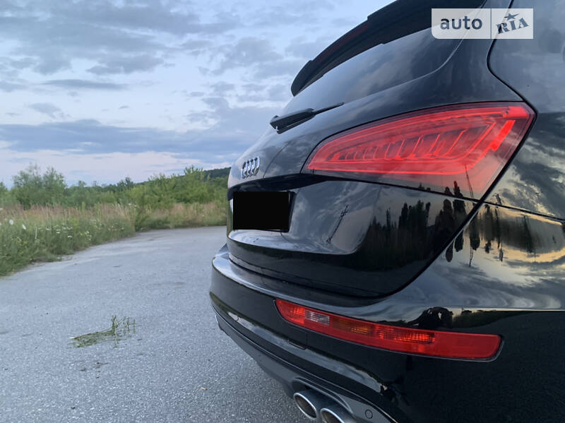 Внедорожник / Кроссовер Audi SQ5 2016 в Львове
