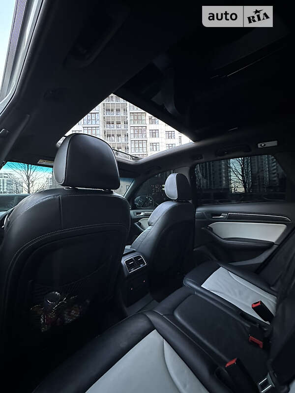 Внедорожник / Кроссовер Audi SQ5 2014 в Кременчуге