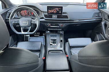Внедорожник / Кроссовер Audi SQ5 2019 в 