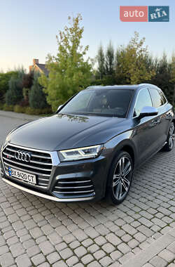 Внедорожник / Кроссовер Audi SQ5 2017 в 