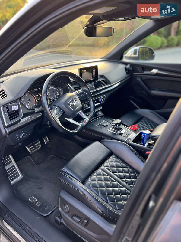 Внедорожник / Кроссовер Audi SQ5 2017 в Львове