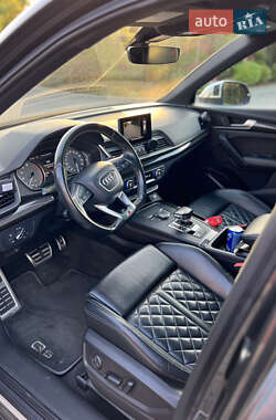 Внедорожник / Кроссовер Audi SQ5 2017 в 