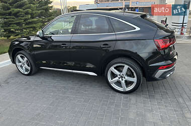 Внедорожник / Кроссовер Audi SQ5 2022 в 