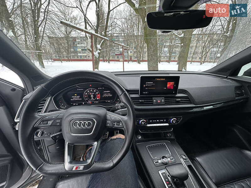 Внедорожник / Кроссовер Audi SQ5 2019 в Полтаве