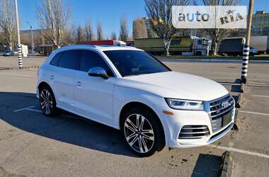 Внедорожник / Кроссовер Audi SQ5 2019 в Днепре