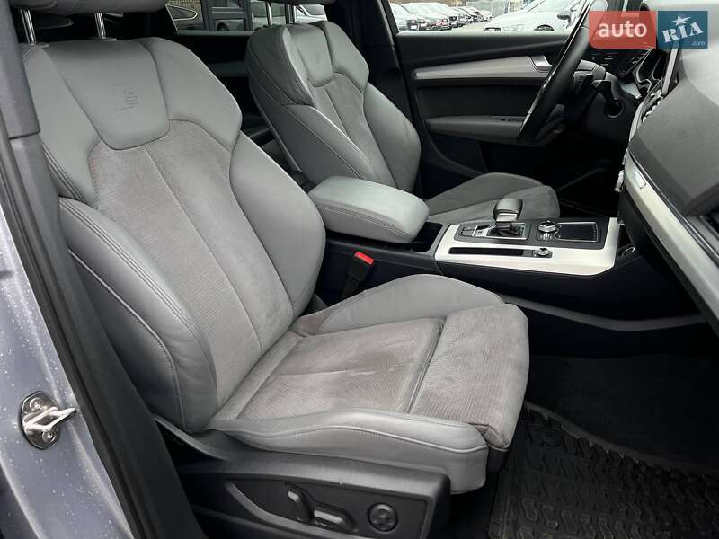 Позашляховик / Кросовер Audi SQ5 2017 в Львові