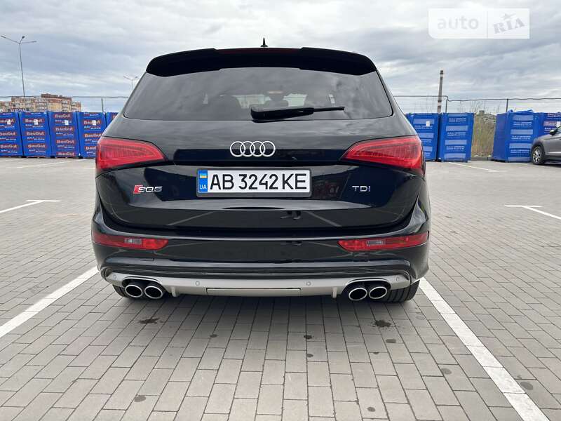 Внедорожник / Кроссовер Audi SQ5 2015 в Виннице