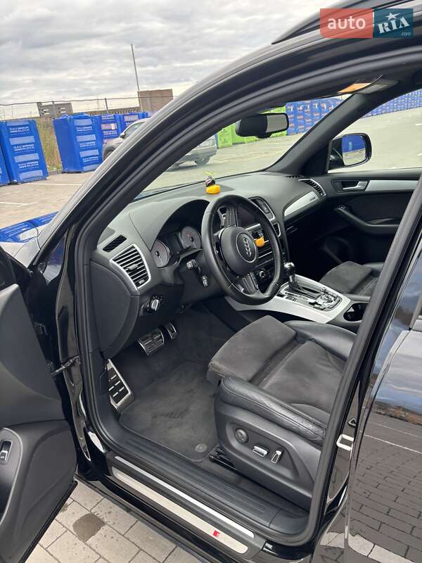 Позашляховик / Кросовер Audi SQ5 2015 в Вінниці