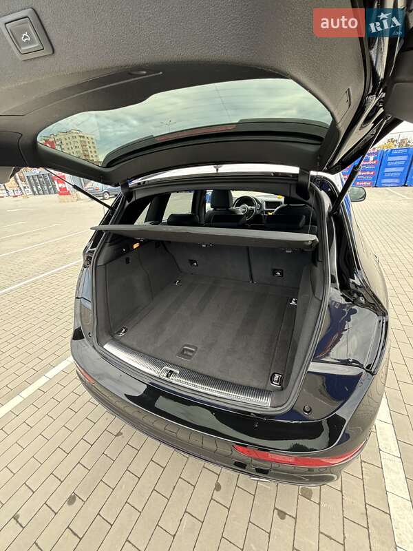 Позашляховик / Кросовер Audi SQ5 2015 в Вінниці