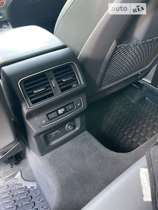 Внедорожник / Кроссовер Audi SQ5 2019 в Львове фото 39 Внедорожник / Кроссовер Audi SQ5 2019 в Львове