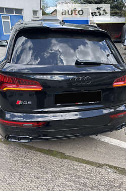 Внедорожник / Кроссовер Audi SQ5 2019 в 