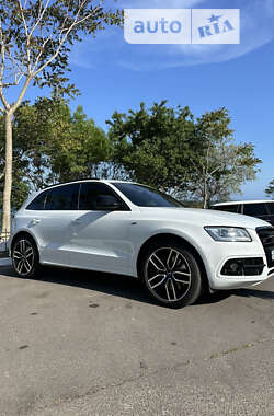 Внедорожник / Кроссовер Audi SQ5 2013 в Одессе