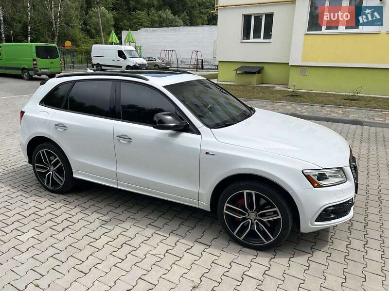 Audi SQ5 2016