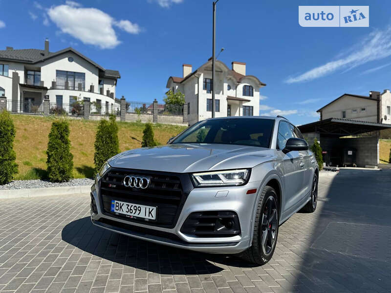 Позашляховик / Кросовер Audi SQ5 2018 в Києві