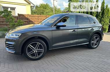 Внедорожник / Кроссовер Audi SQ5 2019 в Нововолынске