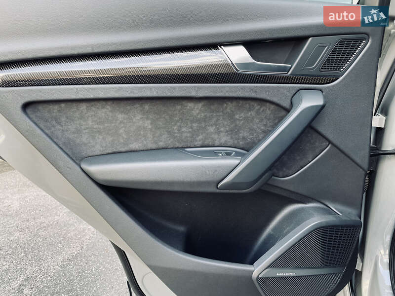 Позашляховик / Кросовер Audi SQ5 2019 в Одесі