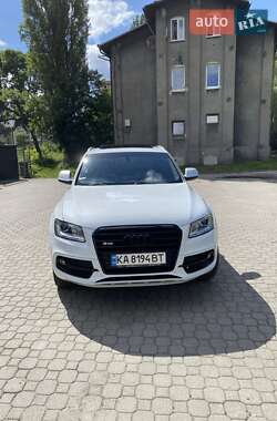 Внедорожник / Кроссовер Audi SQ5 2014 в 