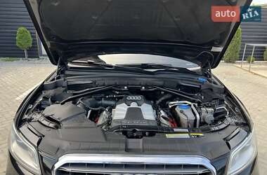 Внедорожник / Кроссовер Audi SQ5 2014 в 