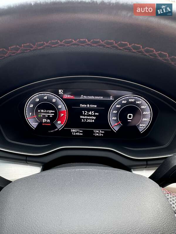 Позашляховик / Кросовер Audi SQ5 2021 в Києві