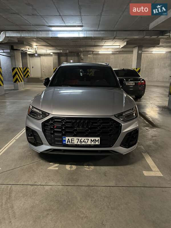 Позашляховик / Кросовер Audi SQ5 2021 в Києві