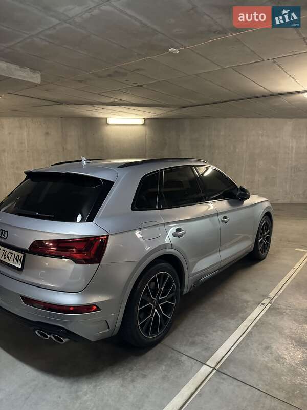 Позашляховик / Кросовер Audi SQ5 2021 в Києві