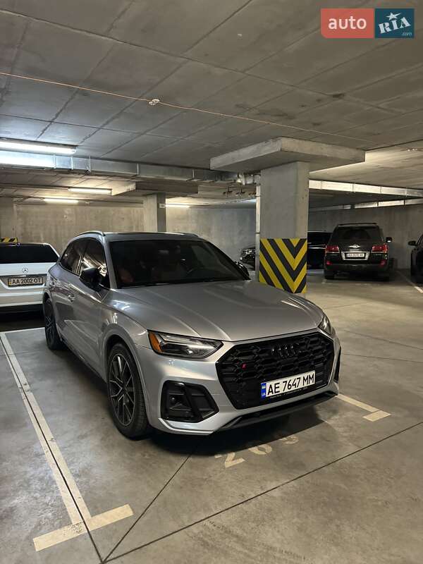 Позашляховик / Кросовер Audi SQ5 2021 в Києві