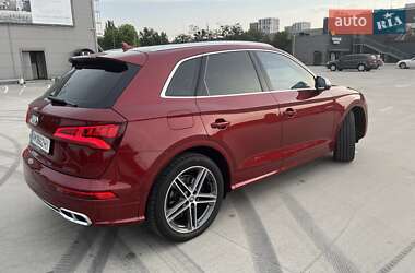 Внедорожник / Кроссовер Audi SQ5 2017 в Киеве