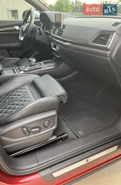 Внедорожник / Кроссовер Audi SQ5 2017 в Киеве