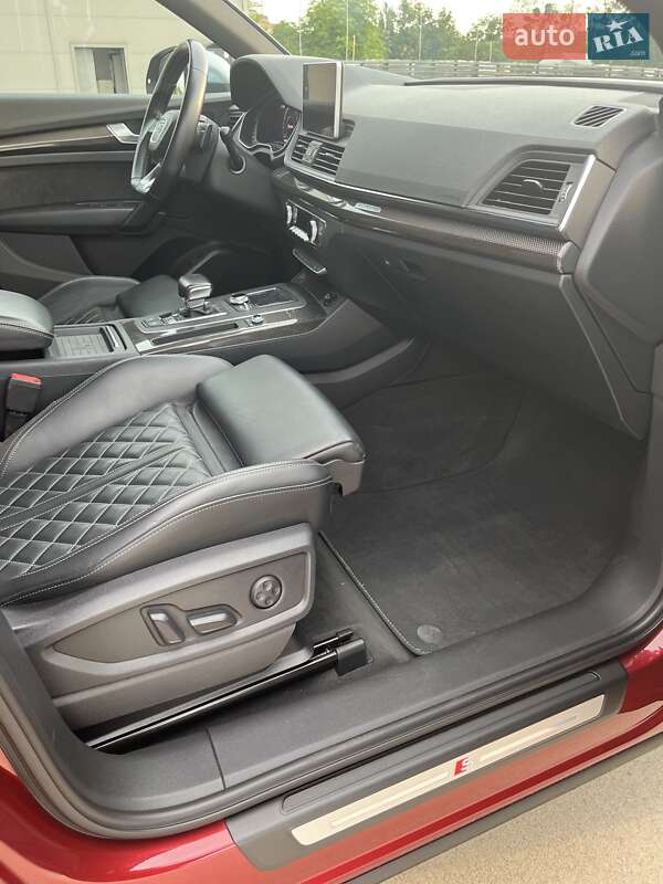 Внедорожник / Кроссовер Audi SQ5 2017 в Киеве фото 53 Внедорожник / Кроссовер Audi SQ5 2017 в Киеве