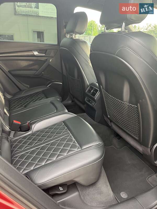 Внедорожник / Кроссовер Audi SQ5 2017 в Киеве фото 56 Внедорожник / Кроссовер Audi SQ5 2017 в Киеве