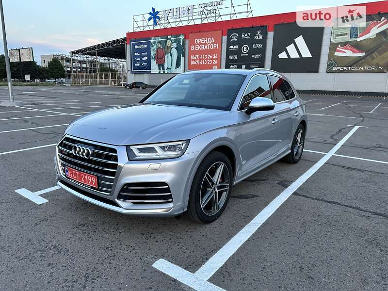 Внедорожник / Кроссовер Audi SQ5 2019 в Ровно