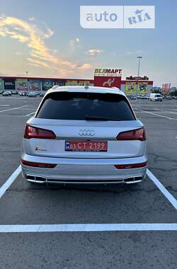 Позашляховик / Кросовер Audi SQ5 2019 в Рівному