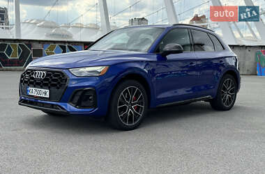 Внедорожник / Кроссовер Audi SQ5 2021 в 