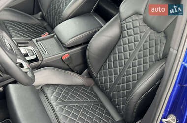 Внедорожник / Кроссовер Audi SQ5 2021 в 