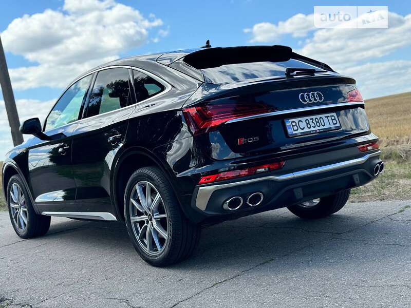 Внедорожник / Кроссовер Audi SQ5 2021 в Умани