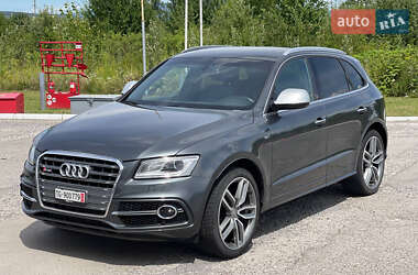 Внедорожник / Кроссовер Audi SQ5 2016 в 